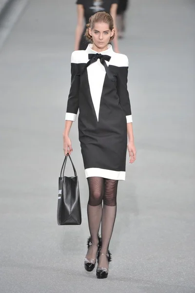 Look 33